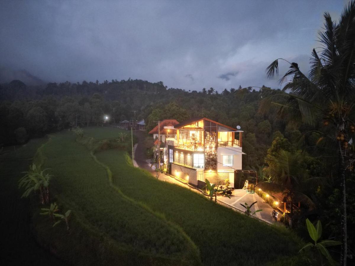Taman Dari Villa Sudaji Екстериор снимка