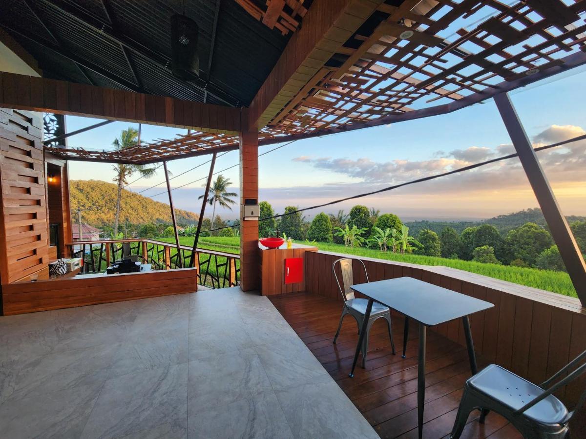 Taman Dari Villa Sudaji Екстериор снимка
